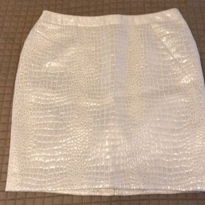 Skirt White Size 14